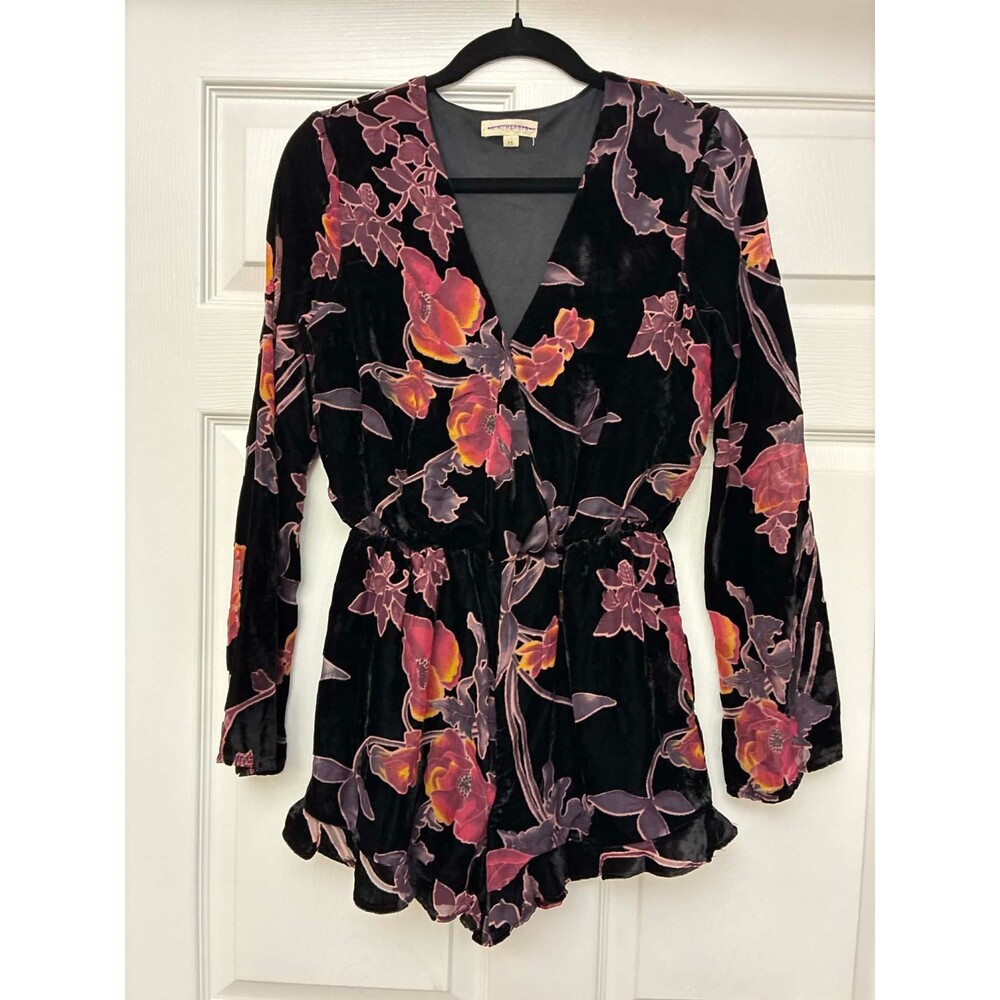 L.A. Hearts‎ XS Velvet Floral Romper Long Sleeve Black V Neck Boho
